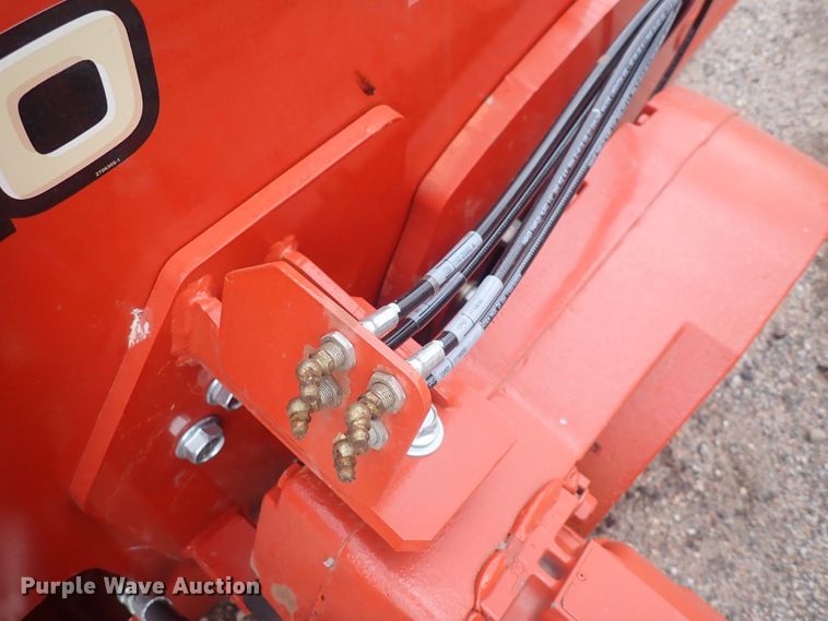 image for item DQ4901 2019 Ditch Witch H910  trencher