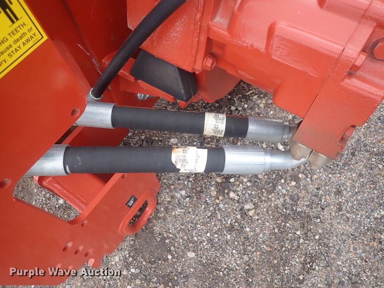 image for item DQ4901 2019 Ditch Witch H910  trencher