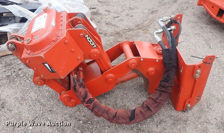 image for item DQ4902 2017 Ditch Witch H331  vibratory plow