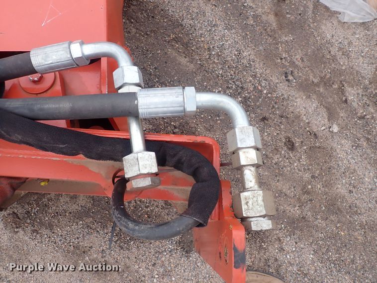 image for item DQ4902 2017 Ditch Witch H331  vibratory plow