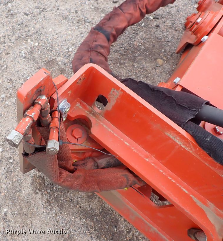 image for item DQ4902 2017 Ditch Witch H331  vibratory plow