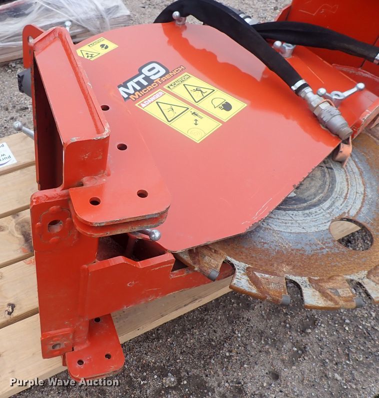 image for item DQ4904 2017 Ditch Witch MT9  compact utility loader microtrencher