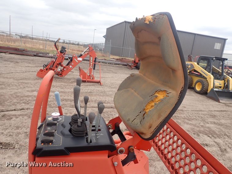 image for item DQ4906 2013 Ditch Witch A920  backhoe