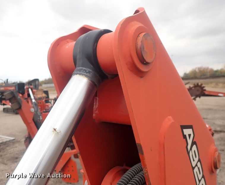 image for item DQ4906 2013 Ditch Witch A920  backhoe