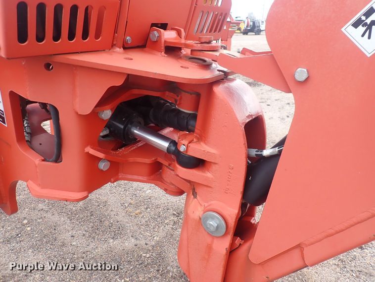 image for item DQ4906 2013 Ditch Witch A920  backhoe