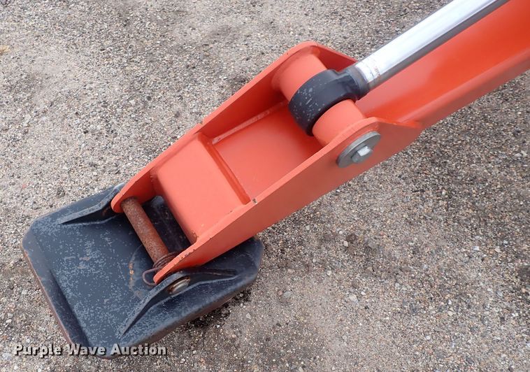 image for item DQ4906 2013 Ditch Witch A920  backhoe