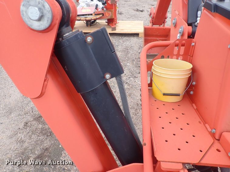 image for item DQ4906 2013 Ditch Witch A920  backhoe
