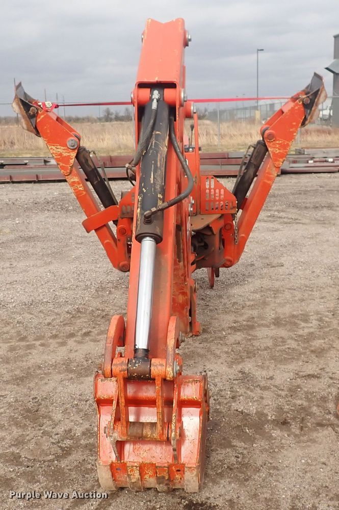 image for item DQ4907 2010 Ditch Witch A920  backhoe