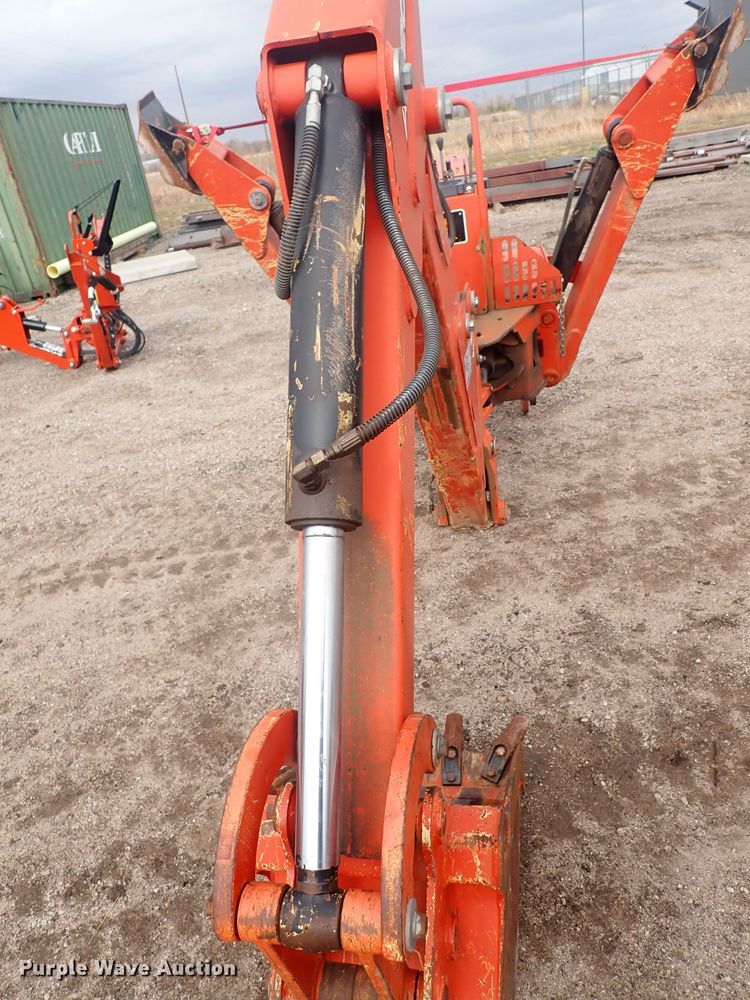image for item DQ4907 2010 Ditch Witch A920  backhoe
