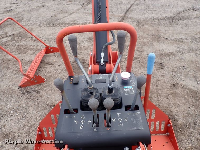 image for item DQ4908 2016 Ditch Witch A920  backhoe