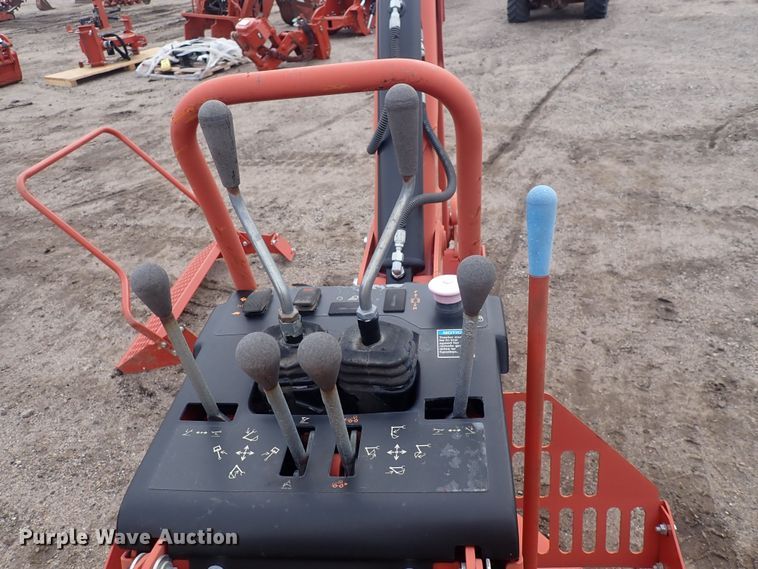 image for item DQ4908 2016 Ditch Witch A920  backhoe