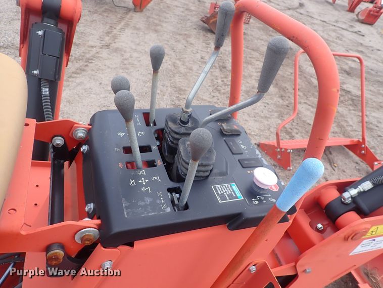 image for item DQ4908 2016 Ditch Witch A920  backhoe