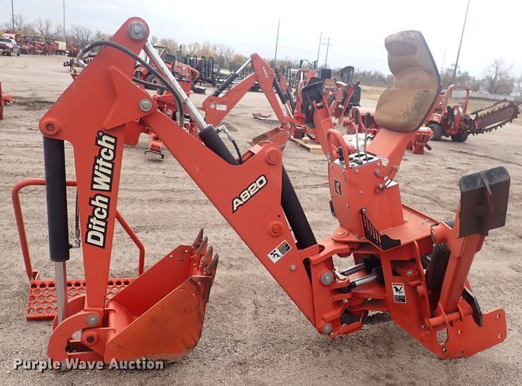 image for item DQ4909 2012 Ditch Witch A820  backhoe