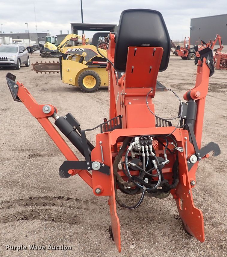 image for item DQ4909 2012 Ditch Witch A820  backhoe