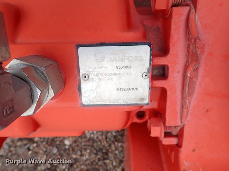 image for item DQ4911 2013 Ditch Witch H910  trencher