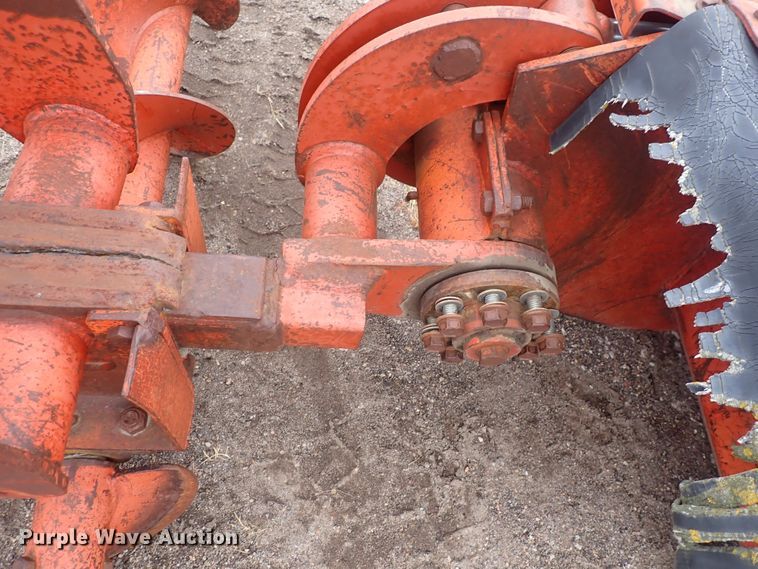 image for item DQ4912 Ditch Witch  trencher