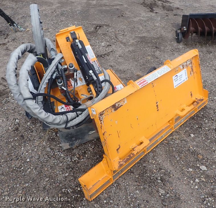 image for item DQ4918 Bandit SA-25  skid steer stump grinder