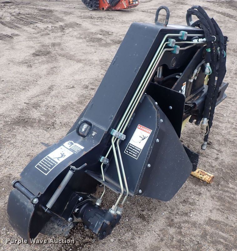 image for item DQ4922 2010 Ditch Witch 1SG  stump grinder