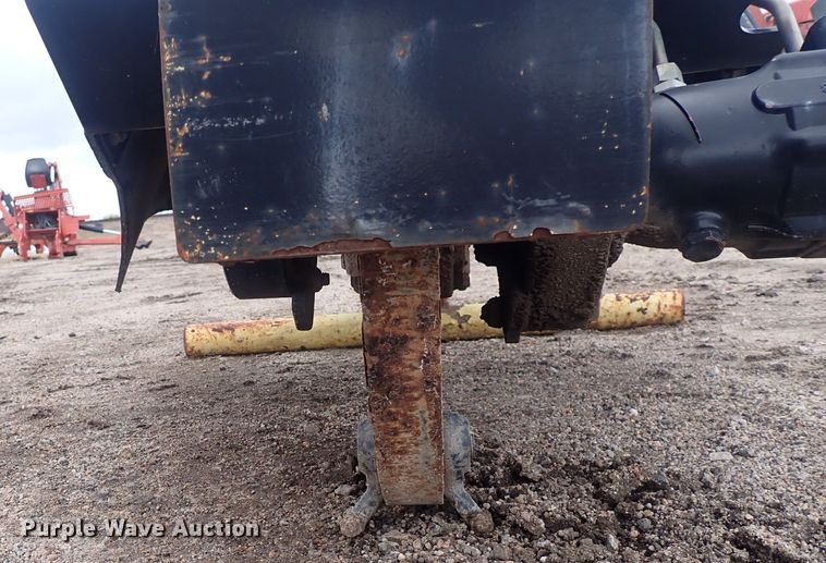 image for item DQ4922 2010 Ditch Witch 1SG  stump grinder