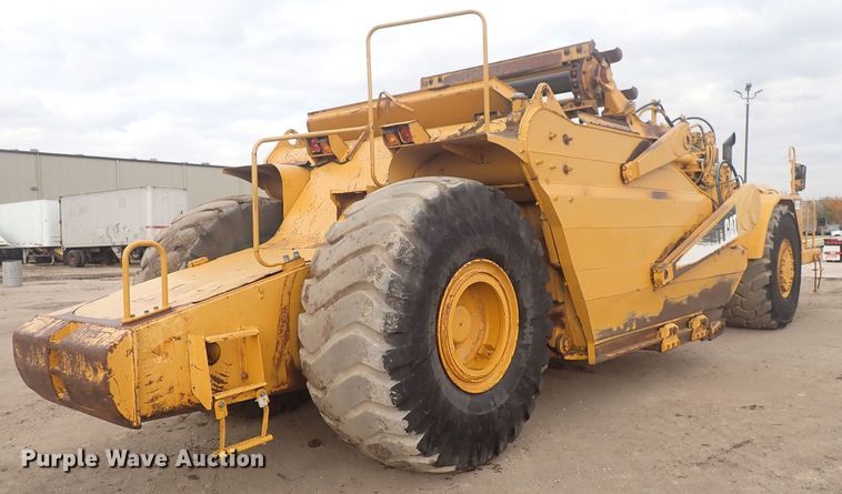 image for item DQ4923 2001 Caterpillar 623G  elevating scraper