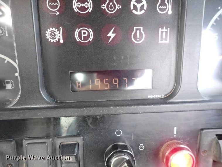 image for item DQ4923 2001 Caterpillar 623G  elevating scraper