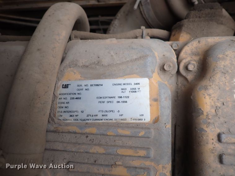 image for item DQ4923 2001 Caterpillar 623G  elevating scraper