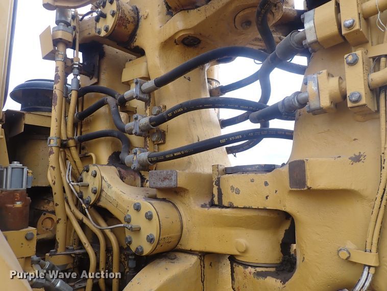 image for item DQ4923 2001 Caterpillar 623G  elevating scraper