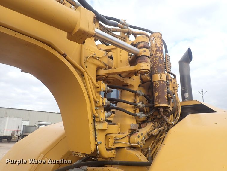 image for item DQ4923 2001 Caterpillar 623G  elevating scraper