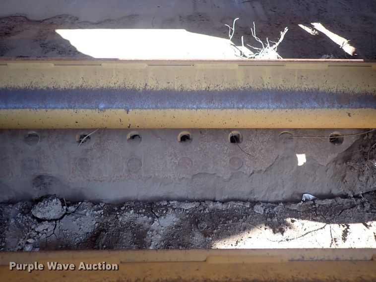 image for item DQ4923 2001 Caterpillar 623G  elevating scraper