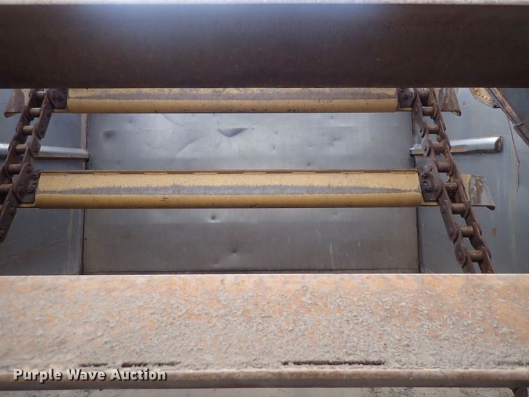 image for item DQ4923 2001 Caterpillar 623G  elevating scraper