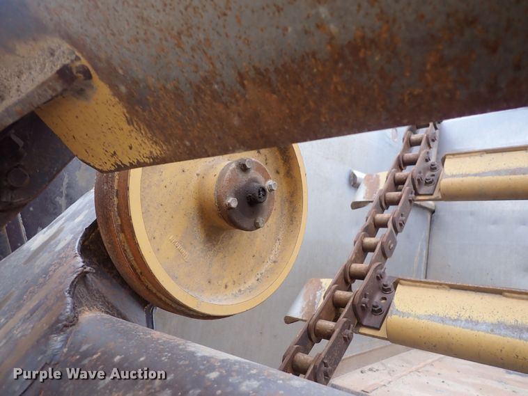 image for item DQ4923 2001 Caterpillar 623G  elevating scraper