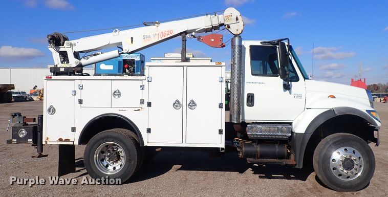 image for item DQ4938 2007 International 7300  utility / service truck