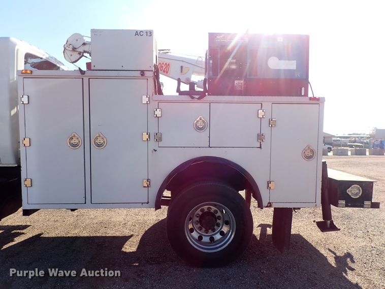 image for item DQ4938 2007 International 7300  utility / service truck