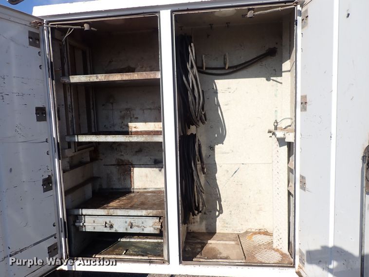 image for item DQ4938 2007 International 7300  utility / service truck