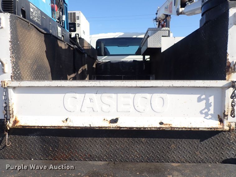 image for item DQ4938 2007 International 7300  utility / service truck