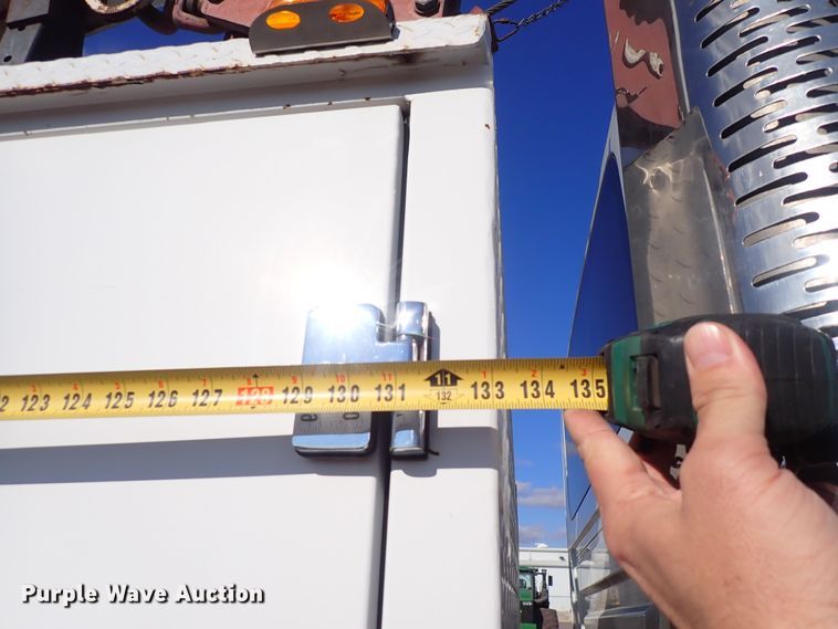 image for item DQ4938 2007 International 7300  utility / service truck