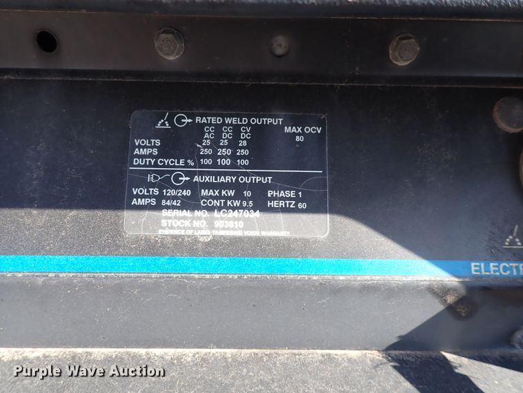 image for item DQ4938 2007 International 7300  utility / service truck