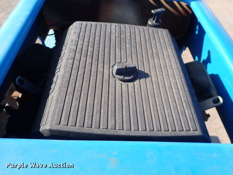 image for item DQ4938 2007 International 7300  utility / service truck