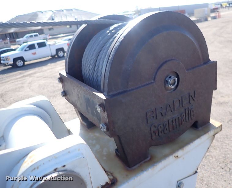 image for item DQ4938 2007 International 7300  utility / service truck