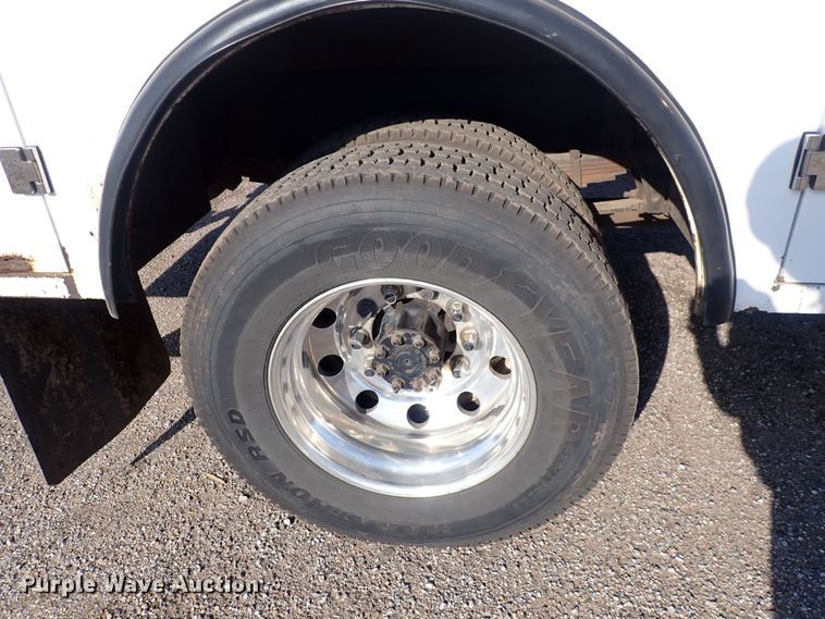 image for item DQ4938 2007 International 7300  utility / service truck