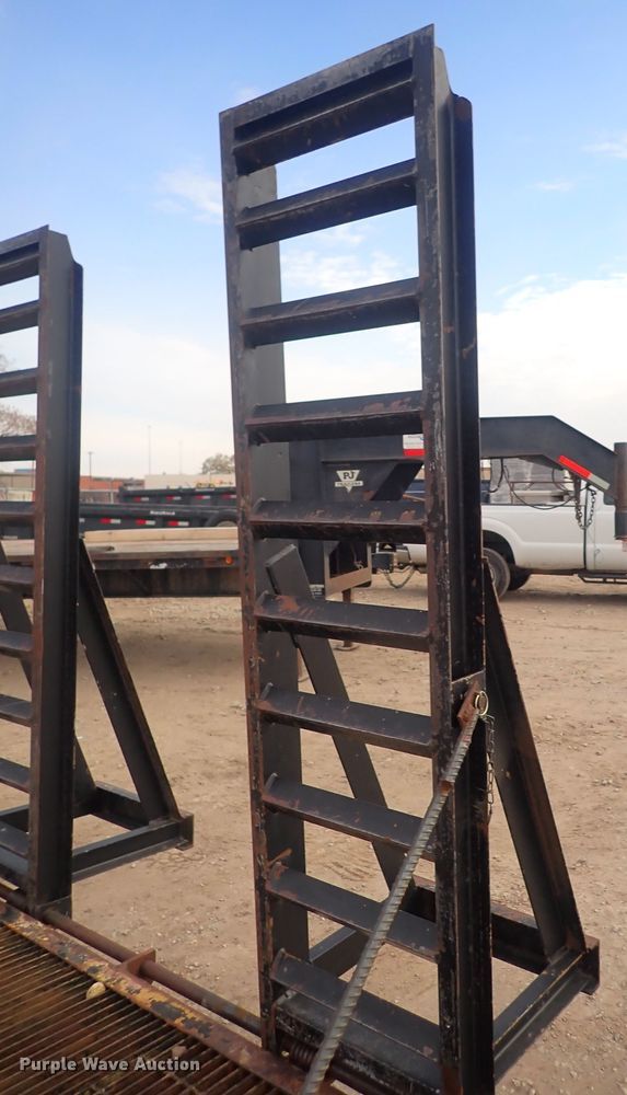 image for item DQ4941 1998 Kiefer  equipment trailer