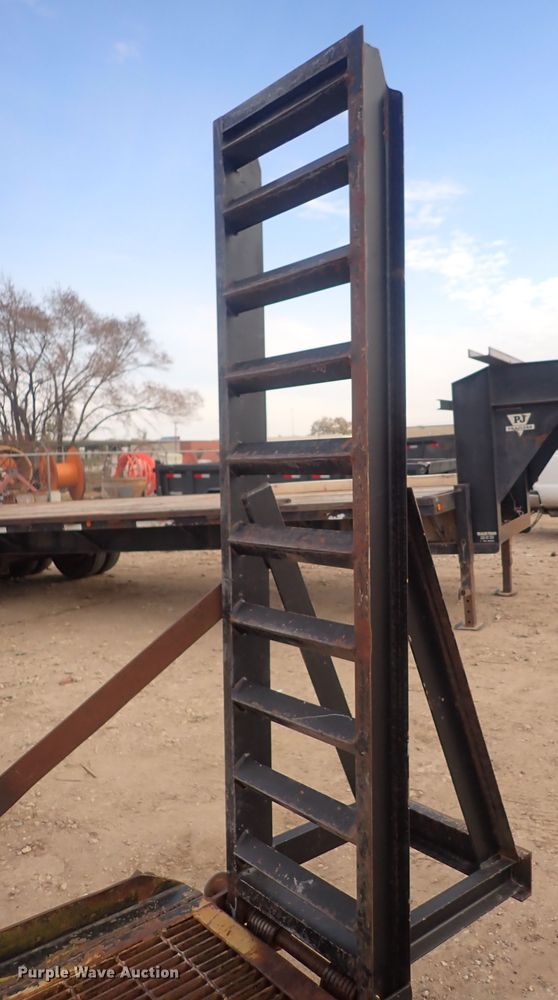 image for item DQ4941 1998 Kiefer  equipment trailer