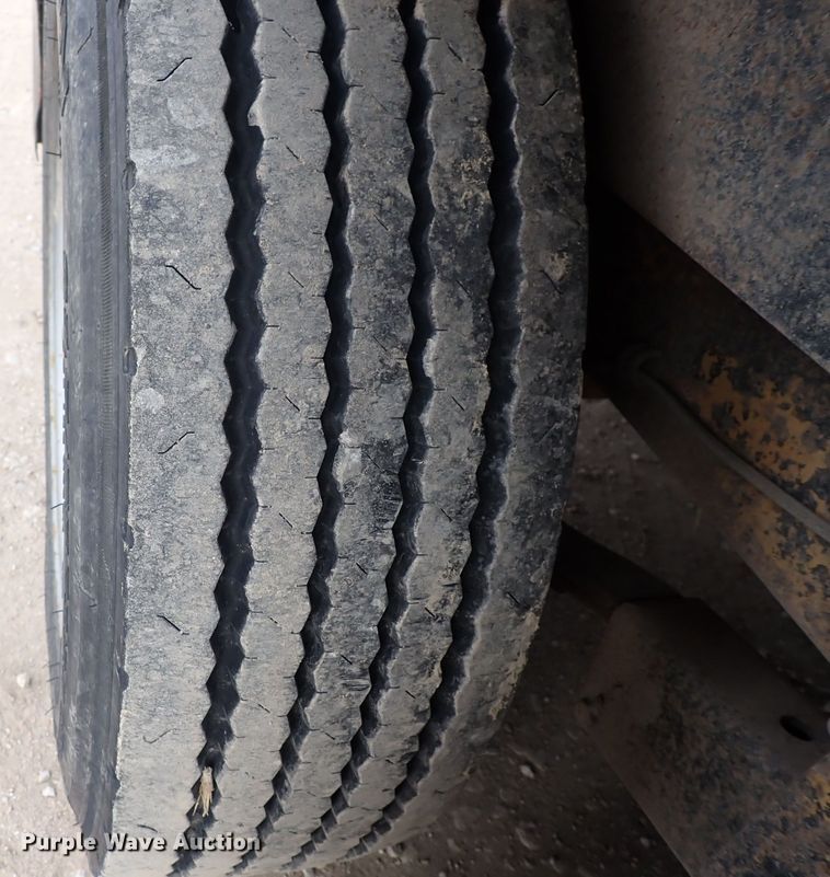 image for item DQ4941 1998 Kiefer  equipment trailer