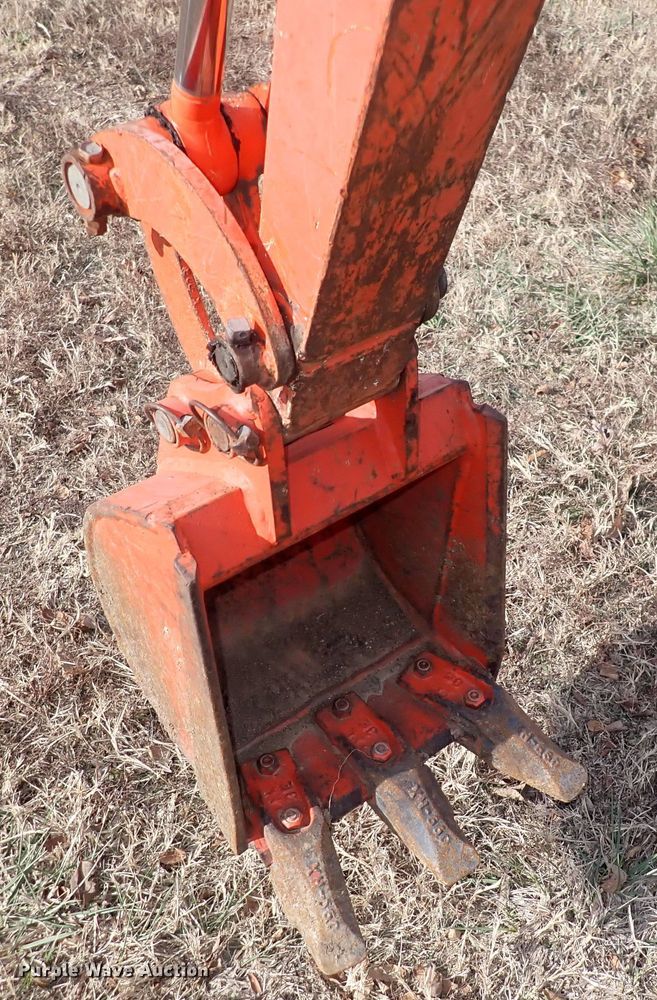 image for item DQ4950 2002 Kubota K008  mini excavator