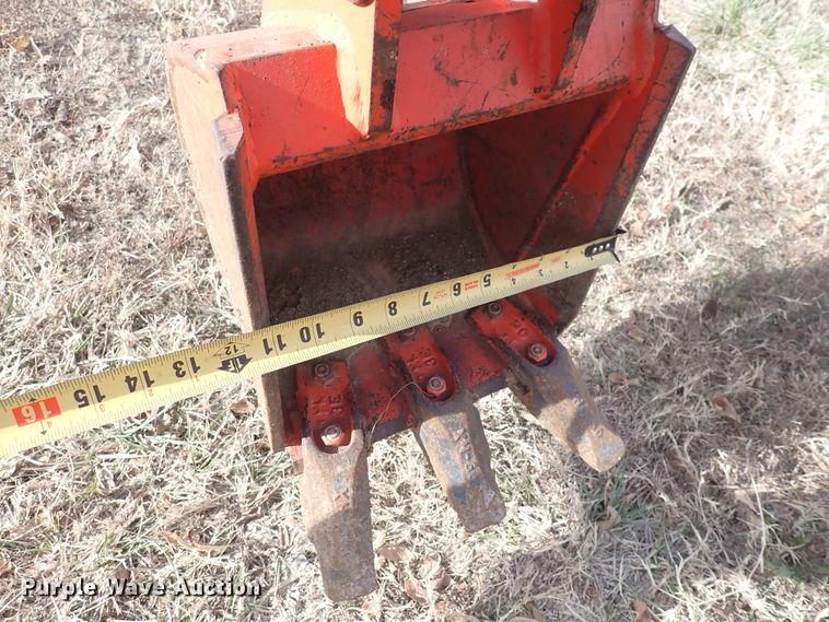 image for item DQ4950 2002 Kubota K008  mini excavator