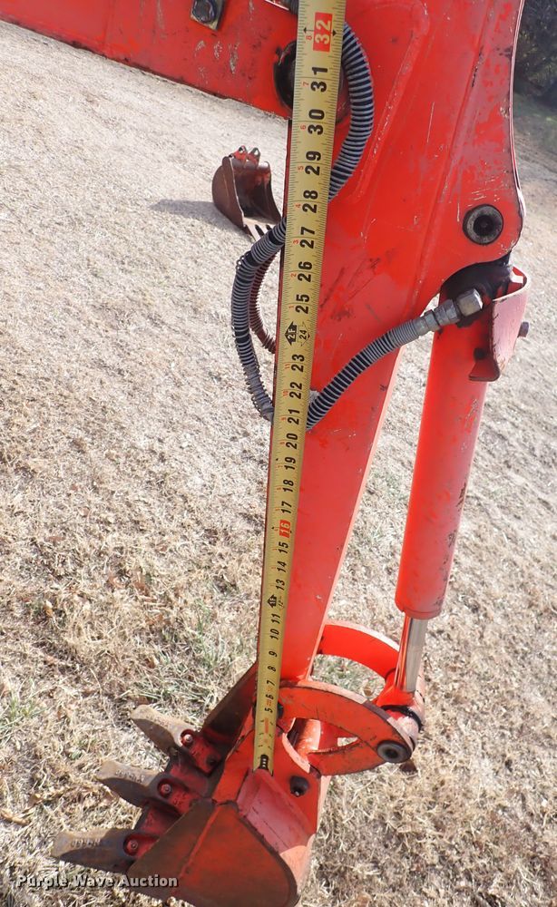 image for item DQ4950 2002 Kubota K008  mini excavator