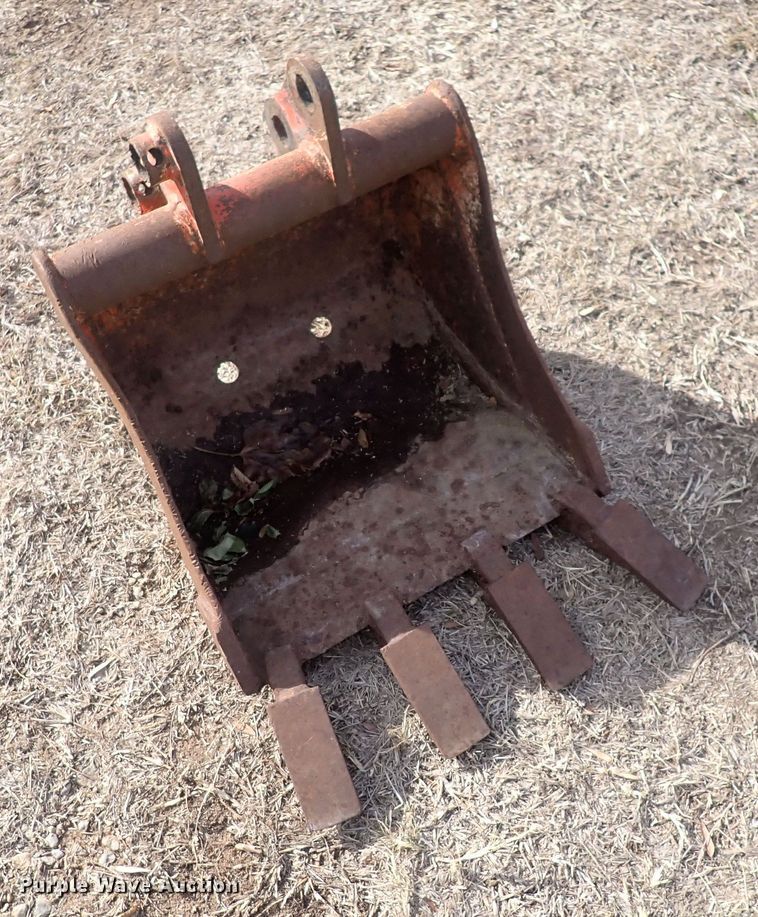 image for item DQ4950 2002 Kubota K008  mini excavator