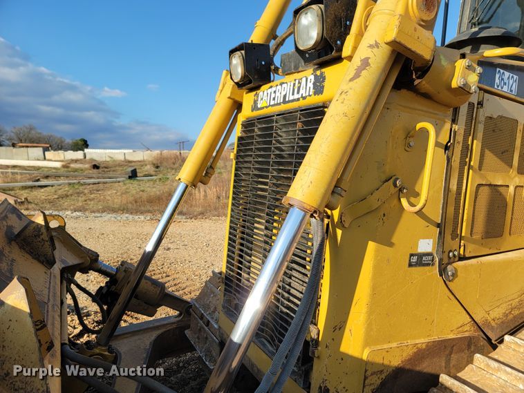 image for item DR3353 2008 Caterpillar D6T XL  dozer