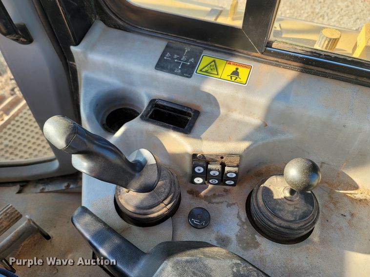 image for item DR3353 2008 Caterpillar D6T XL  dozer