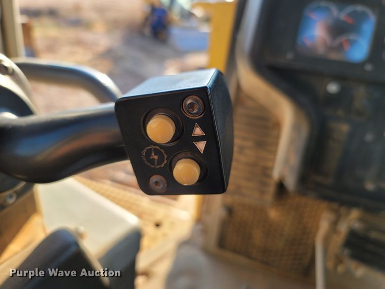 image for item DR3353 2008 Caterpillar D6T XL  dozer